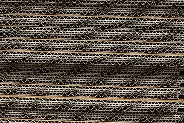 The picture shows a traditional wrapping cardboard