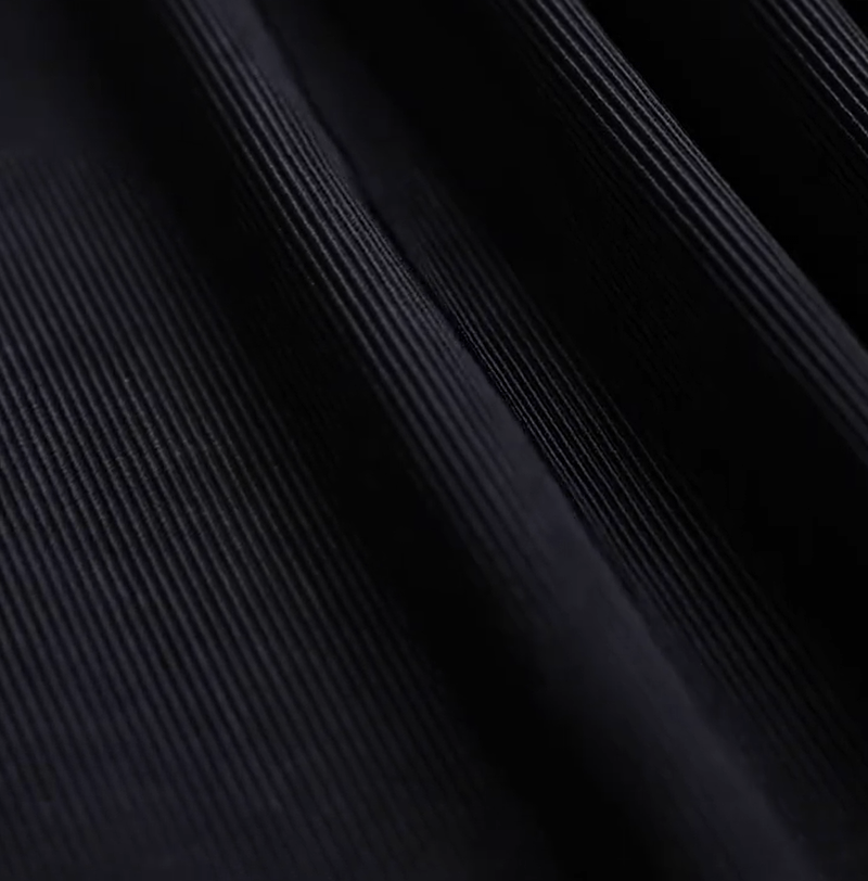 One of the three major elastic yarns used in the manufacture of sportswear—ROICA